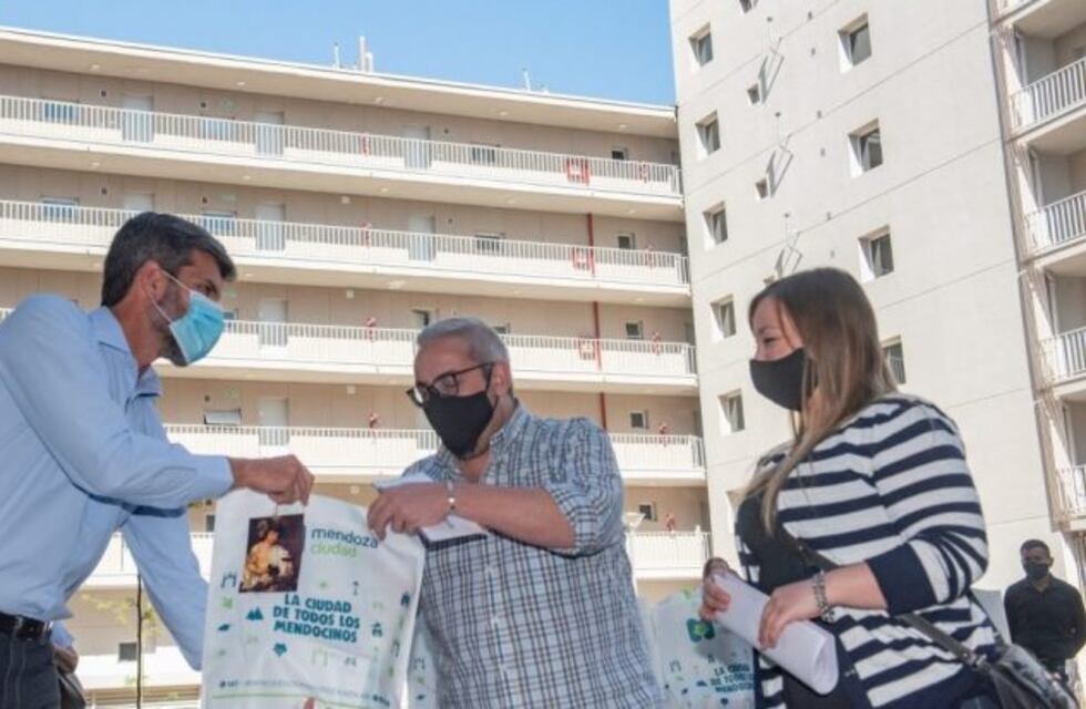 Entregaron viviendas del Procrear en Capital