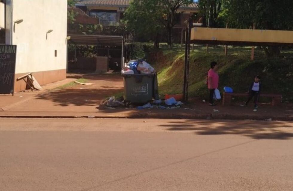 Vecinos reclaman mejoras en el servicio de recolección de residuos