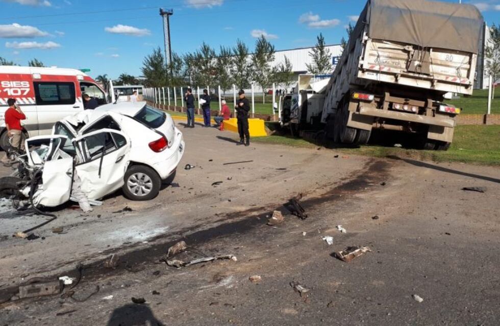 Cortaron el tránsito en el enlace con la ruta A012 por un choque fatal