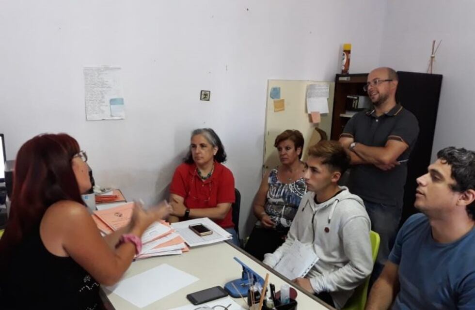 Línea 319: acompañan denuncia contra la empresa