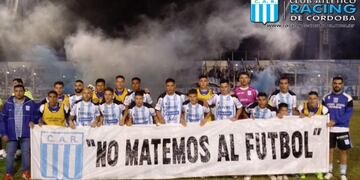 La Academia hizo vibrar al Sancho con el ingreso del equipo\u002E