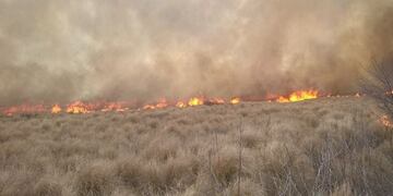Detuvieron a un productor rural en Morteros que encendió fuego en un campo