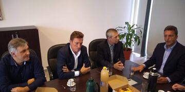 Sergio Massa pasó por San Francisco y le mandó un mensaje a Macri