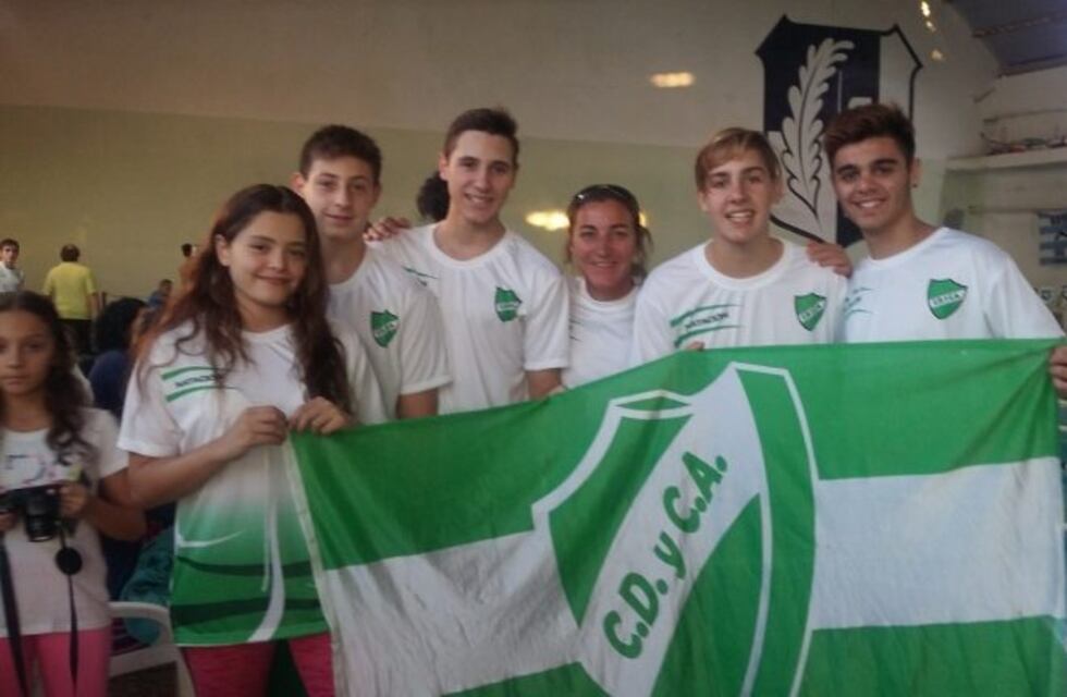 Buena participación de los nadadores de Arroyito en Paraná