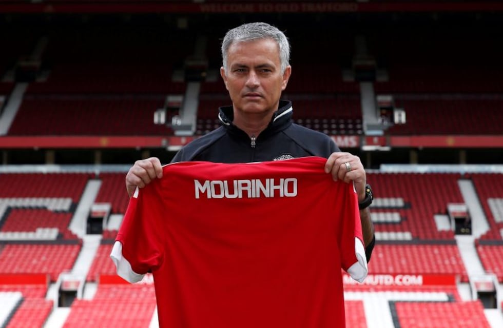 Despidieron a José Mourinho del Manchester United