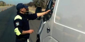 Operativo vehicular con controles de alcoholemia
