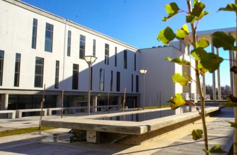 Viamonte: comienza el juicio a la maestra jardinera acusada de corrupción de menores
