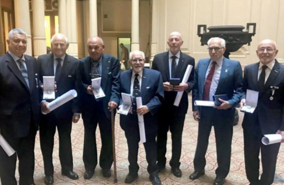 El Senado entregó medallas a pilotos de aviones Hércules durante la guerra de Malvinas
