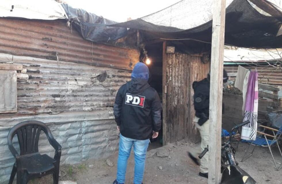 Vendían armas por Facebook, los identificaron y terminaron detenidos