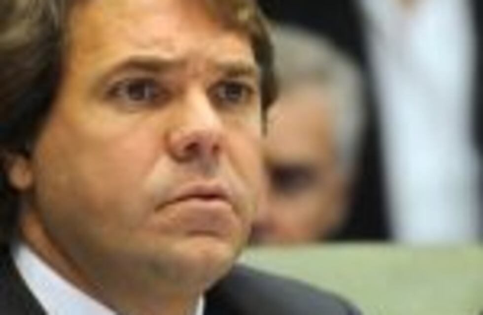 Solicitan la inhibición de bienes y la prohibición para salir del país de Alberto Pérez