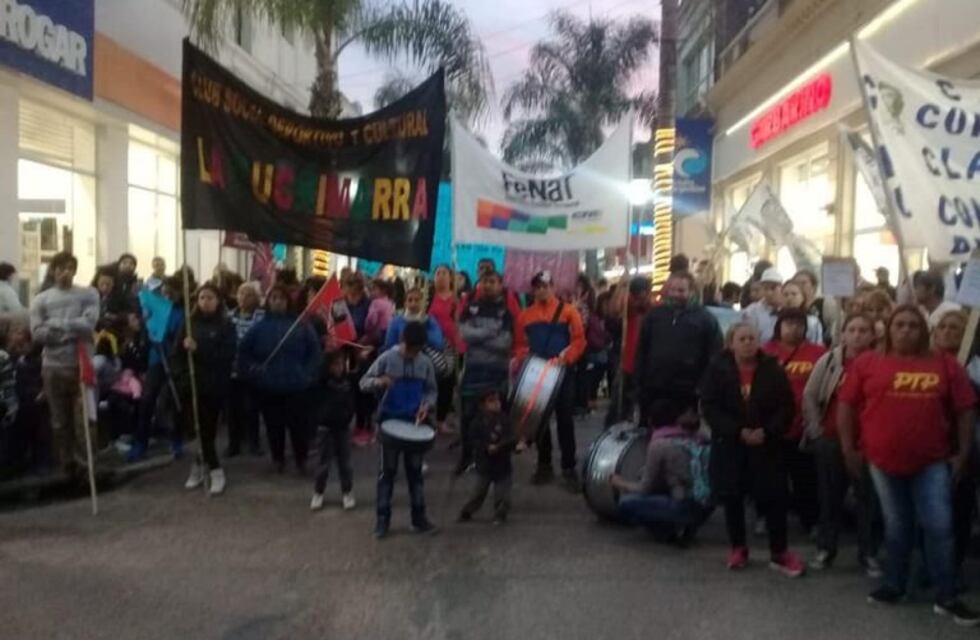 Diferentes gremios y vecinos se movilizaron en las calles