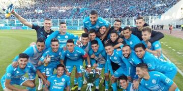 La copa y la felicidad para el Pirata\u002E Belgrano ganó un clásico después de cinco empates, y acumula cinco años sin perder ante la T\u002E
