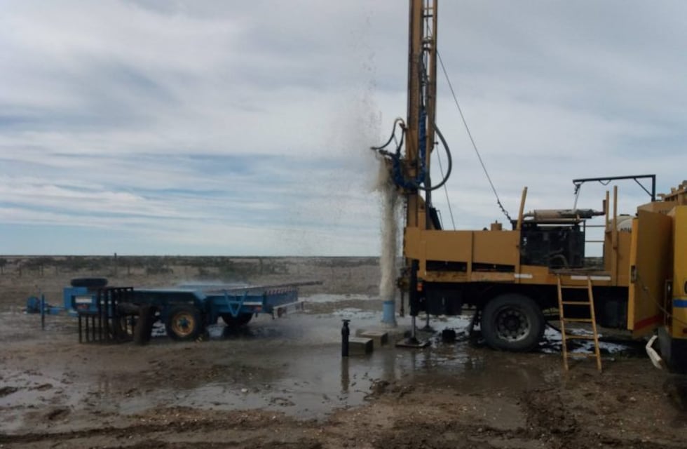 Avanza la obra "más agua para Caleta Olivia"