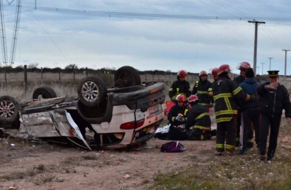 Murió una nena al volcar el auto en el que viajaba de Bariloche a Buenos Aires