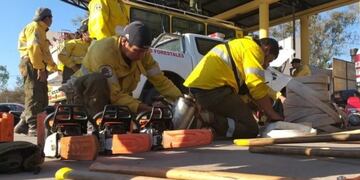 Brigadistas jujeños van a Bolivia