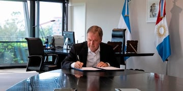 El Gobernador respaldó las negociaciones del Gobierno Nacional\u002E