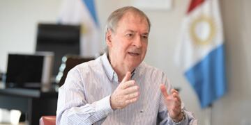 El gobernador Juan Schiaretti presentó una propueta de lo que puede pagar Córdoba\u002E