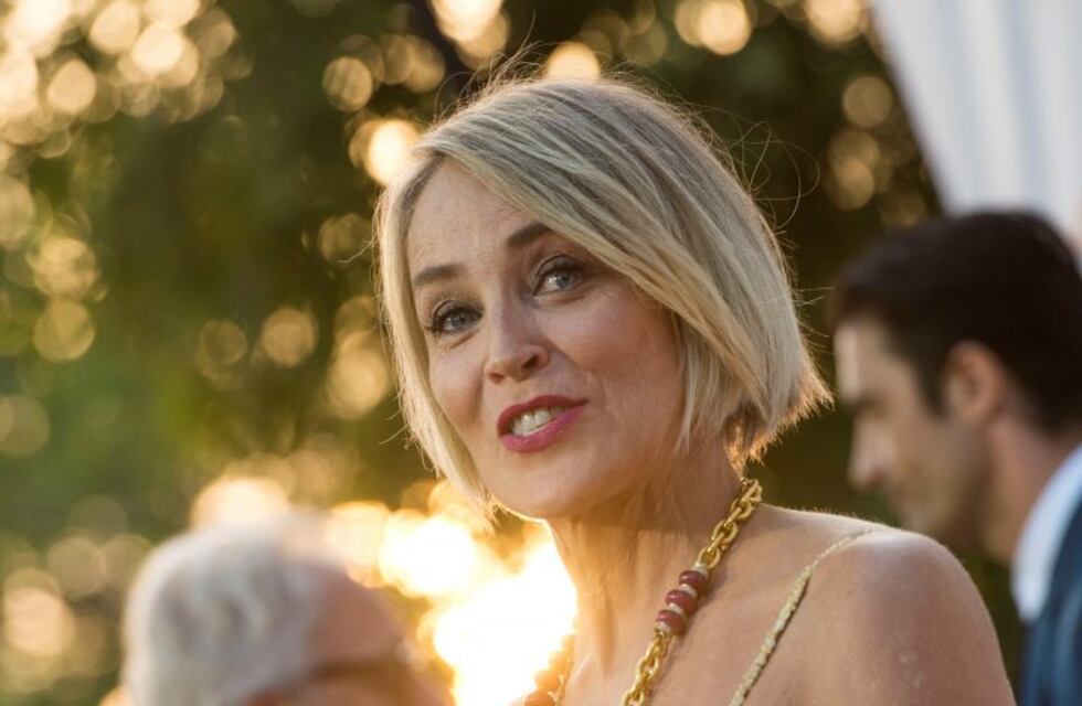 Sharon Stone volvió a una aplicación de citas después de haber sido bloqueada