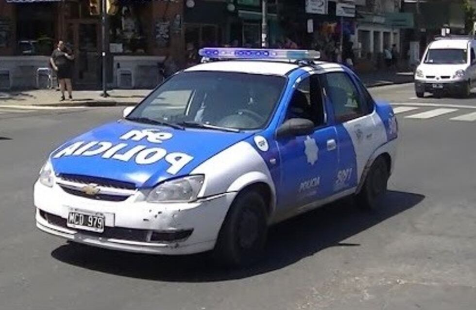 Asaltaron a una anciana y le dijeron que "tenga cuidado que hay mucha gente robando"