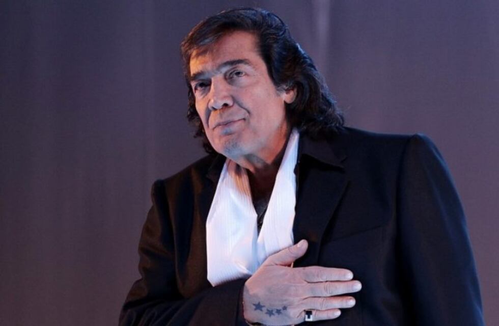 Cacho Castaña vuelve a Rosario en abril