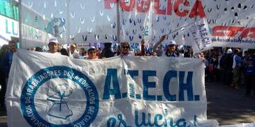 Imagen archivo\u002E El gremio federal docente anunció paro para el 4 y 5 de septiembre\u002E