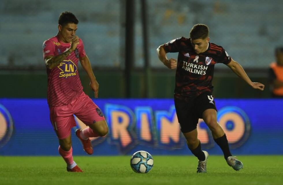 Arsenal empató 3-3 ante River en la apertura de la décima fecha de la Superliga Argentina