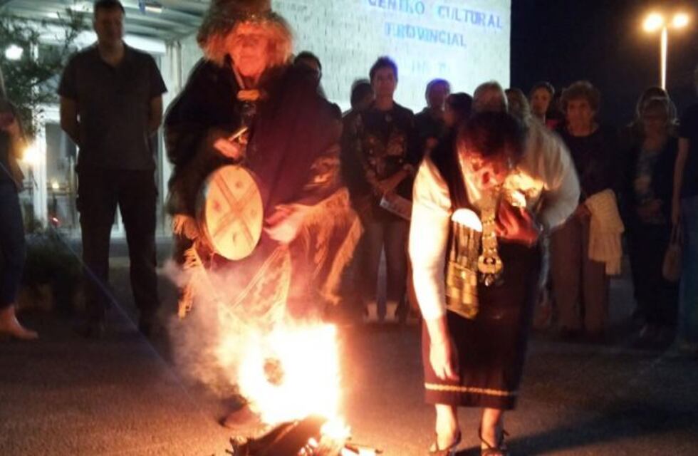 Se inauguró en Santa Rosa la muestra multidisciplinaria Tierra Ranquel