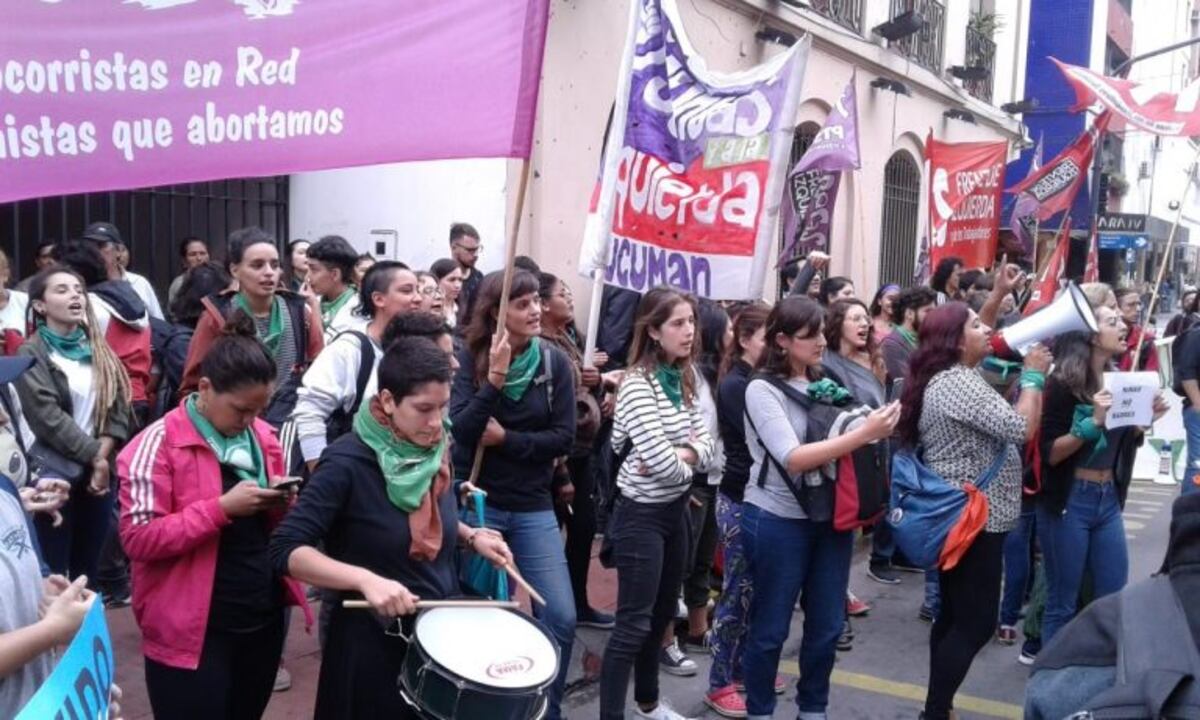 Protesta frente al SIPROSA\u002E (Foto Germán Valdez)\u002E