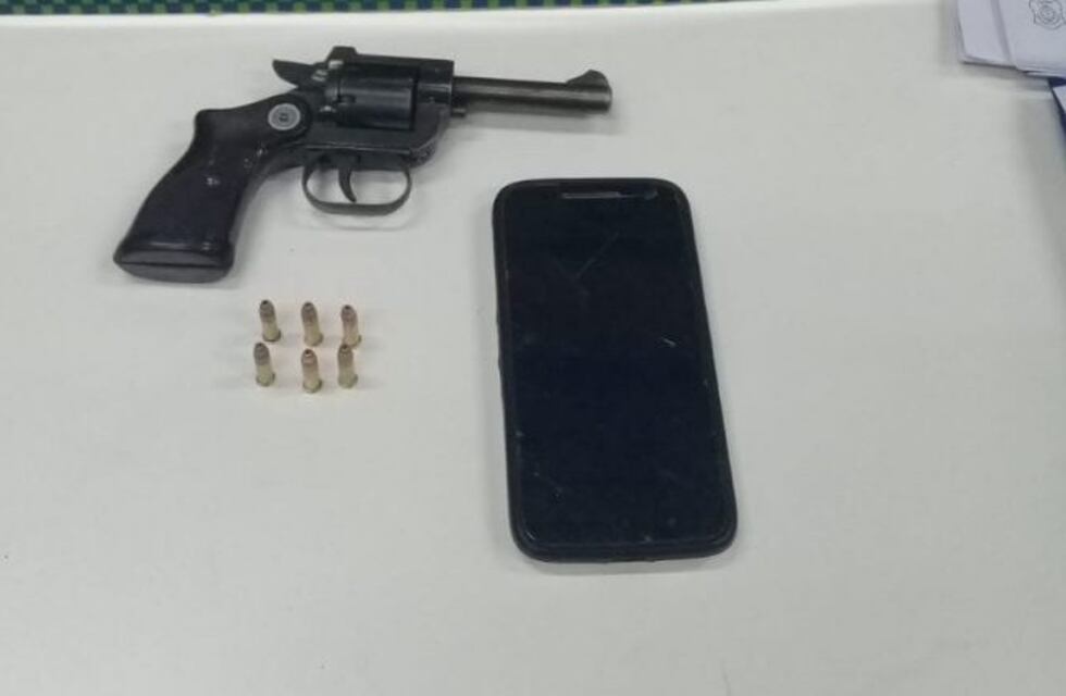 Un hombre fue detenido por un asalto a mano armada en el centro de Bahía