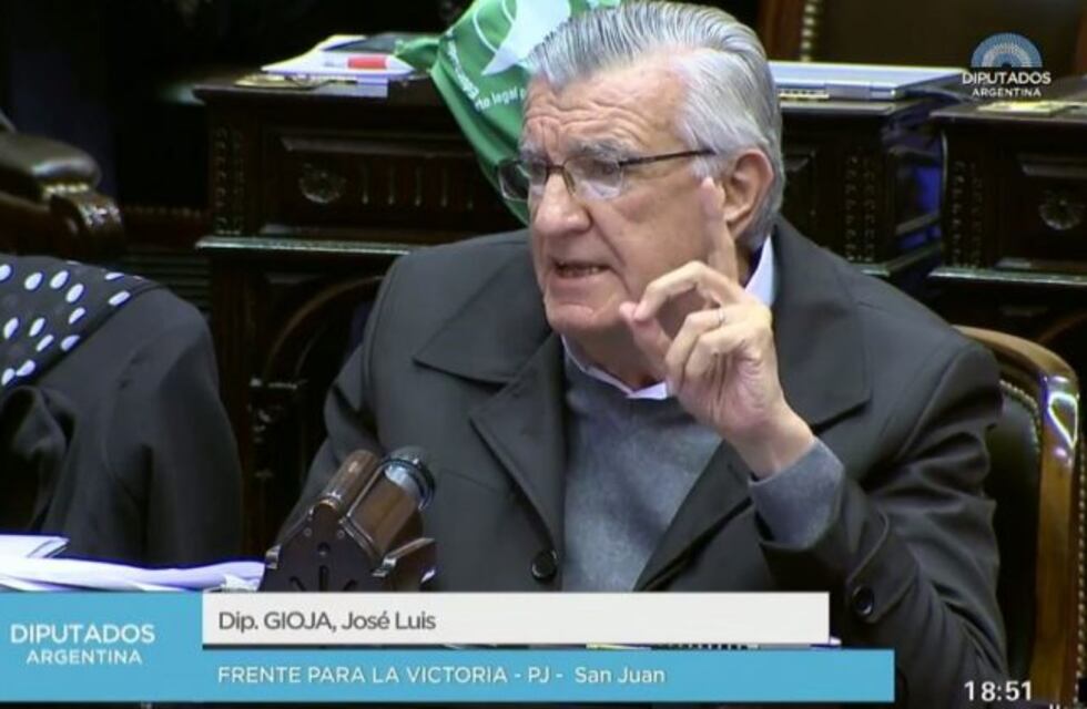 Para Gioja dijo que "el que está concebido para nacer debe nacer"