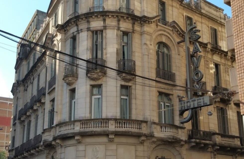 Se desplomó un ascensor en el Hotel Savoy y 9 personas resultaron heridas