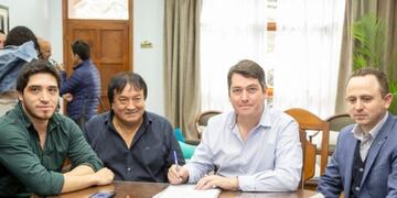 Intendente Martín Perez junto gremio de ATE