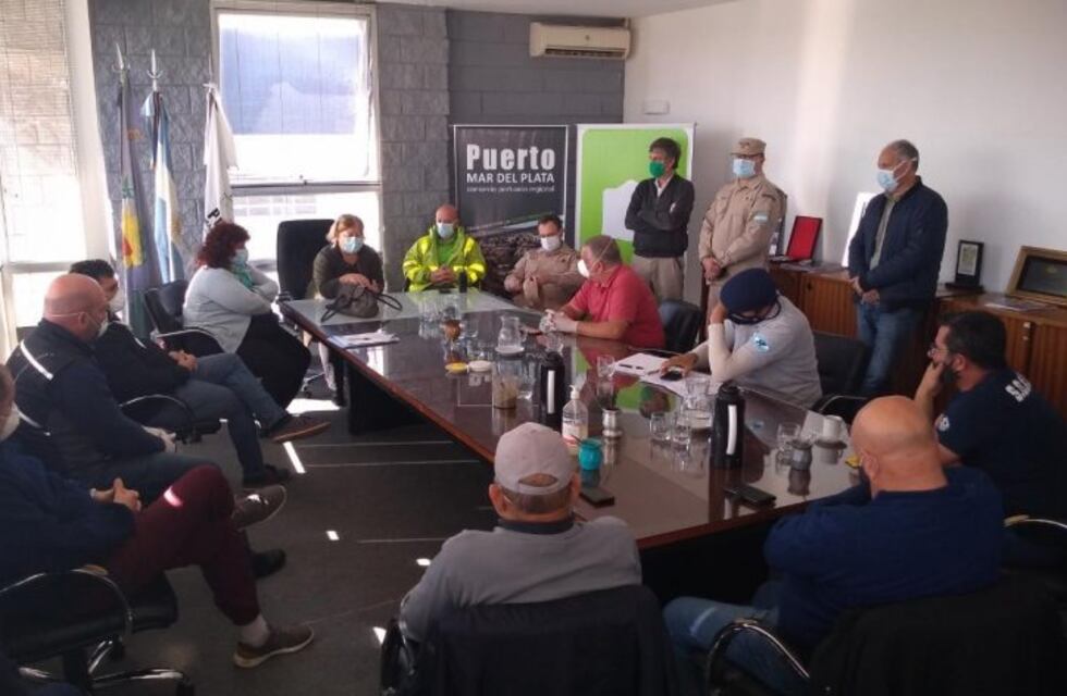 Autoridades sanitarias del Municipio mantuvieron un encuentro con los sindicatos y las cámaras empresarias portuarias