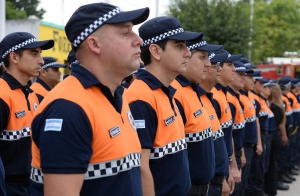 Tucumán adquirirá armamento de Israel y 700 vigías serán capacitados para unirse a la fuerza policial