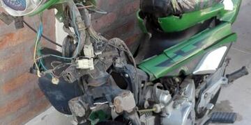 El vehículo con el que impactó el joven\u002E