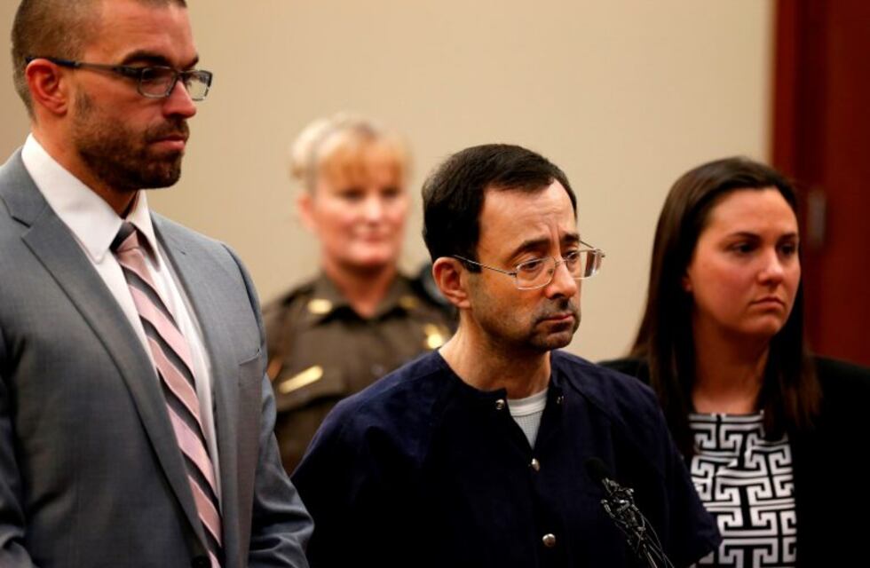 Condenan a un exmédico del equipo de gimnasia de EEUU por cientos de abusos sexuales