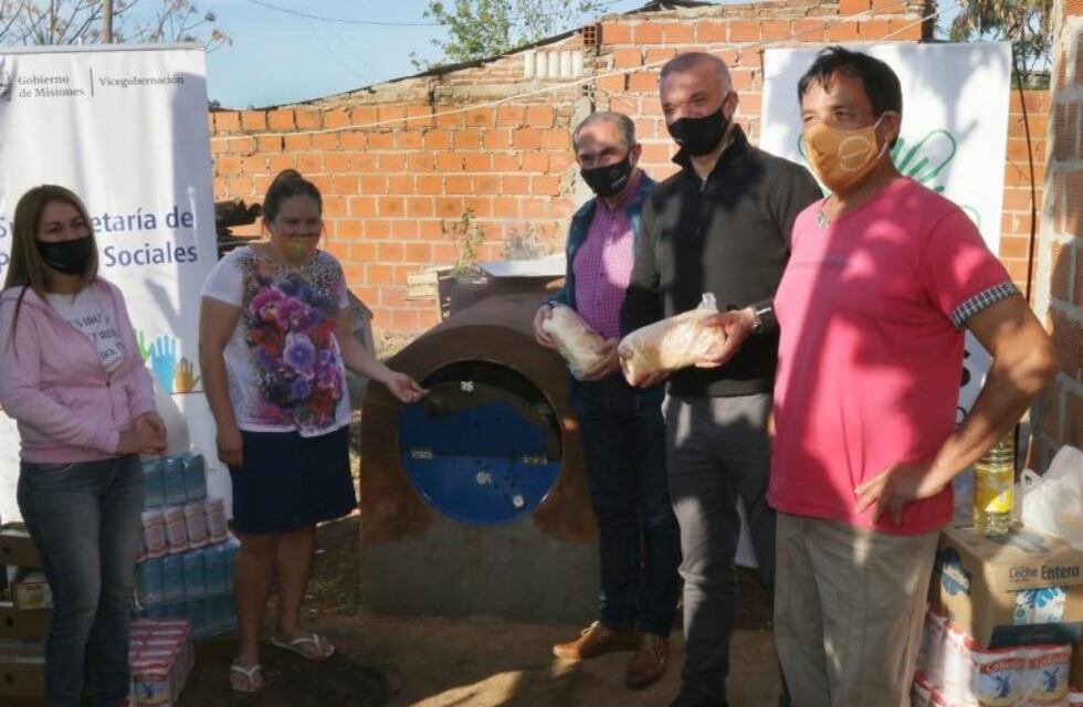 Leonardo Stelatto entregó herramientas para trabajo de la economía social