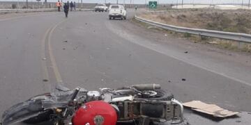 Falleció el joven que se accidentó en el puente de Rawson\u002E