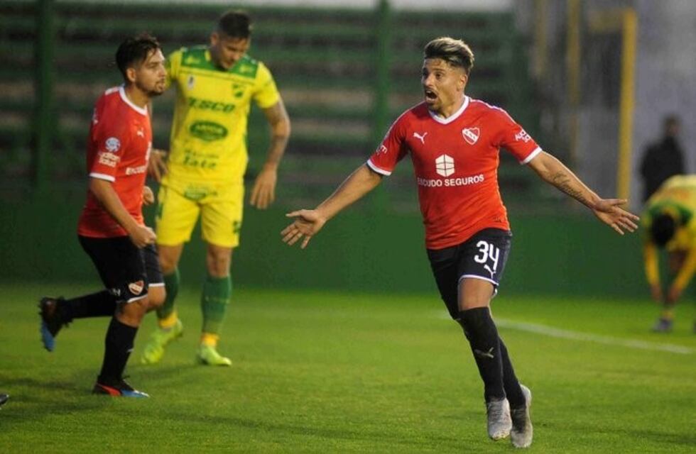 Menéndez convirtió para Talleres, y el Tucu Palacios... para Independiente