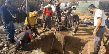 Hombre cayo a un pozo en Junin (Foto: Rodolfo Ramirez)
