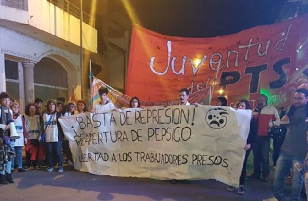 San Nicolás marchó en repudio a los despidos y la represión de los trabajadores de PepsiCo