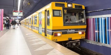 Subte  linea e