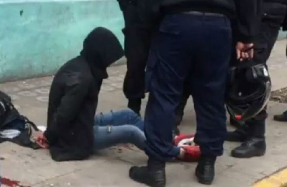 Albañiles detuvieron y golpearon a un ladrón en Tucumán y Balcarce