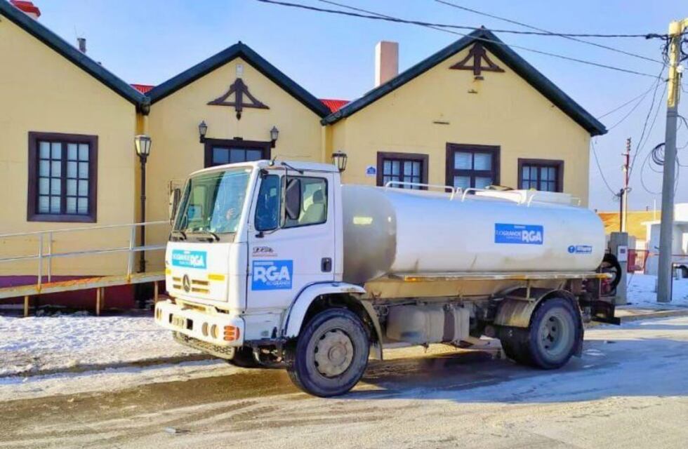 Río Grande: el camión cisterna retoma sus  recorridos habituales