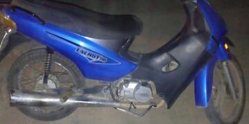 Motocicleta con pedido de secuestro por robo, hallada en Malagueño\u002E