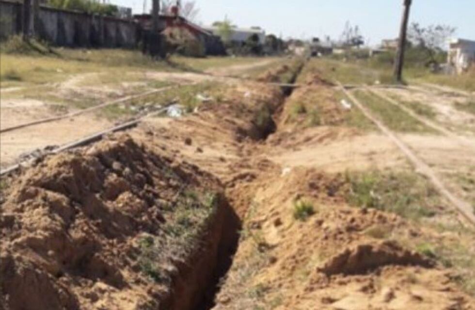 Roban rieles en Barranqueras y luego los rematan en las redes sociales