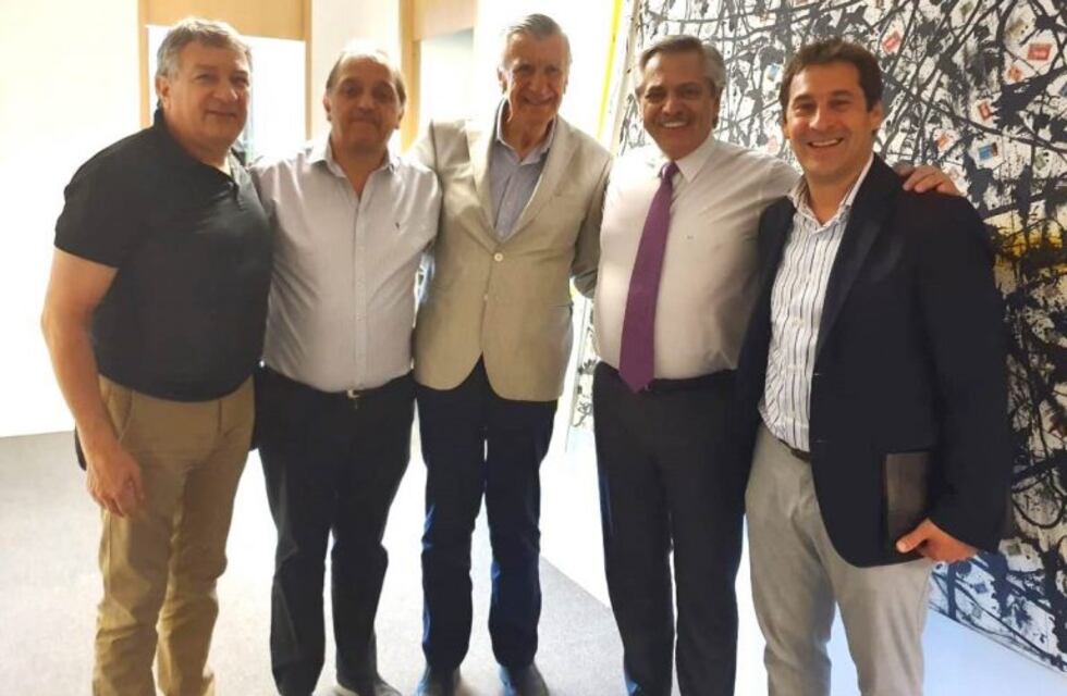 El Intendente Linares mantuvo un importante encuentro con Alberto Fernández