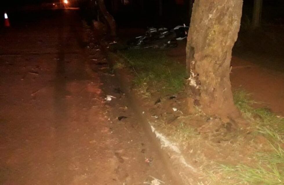 Tras despistar, un motociclista falleció en Wanda