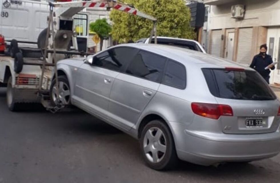 Bahía: manejaba alcoholizada, se dio a la fuga y fue detenida