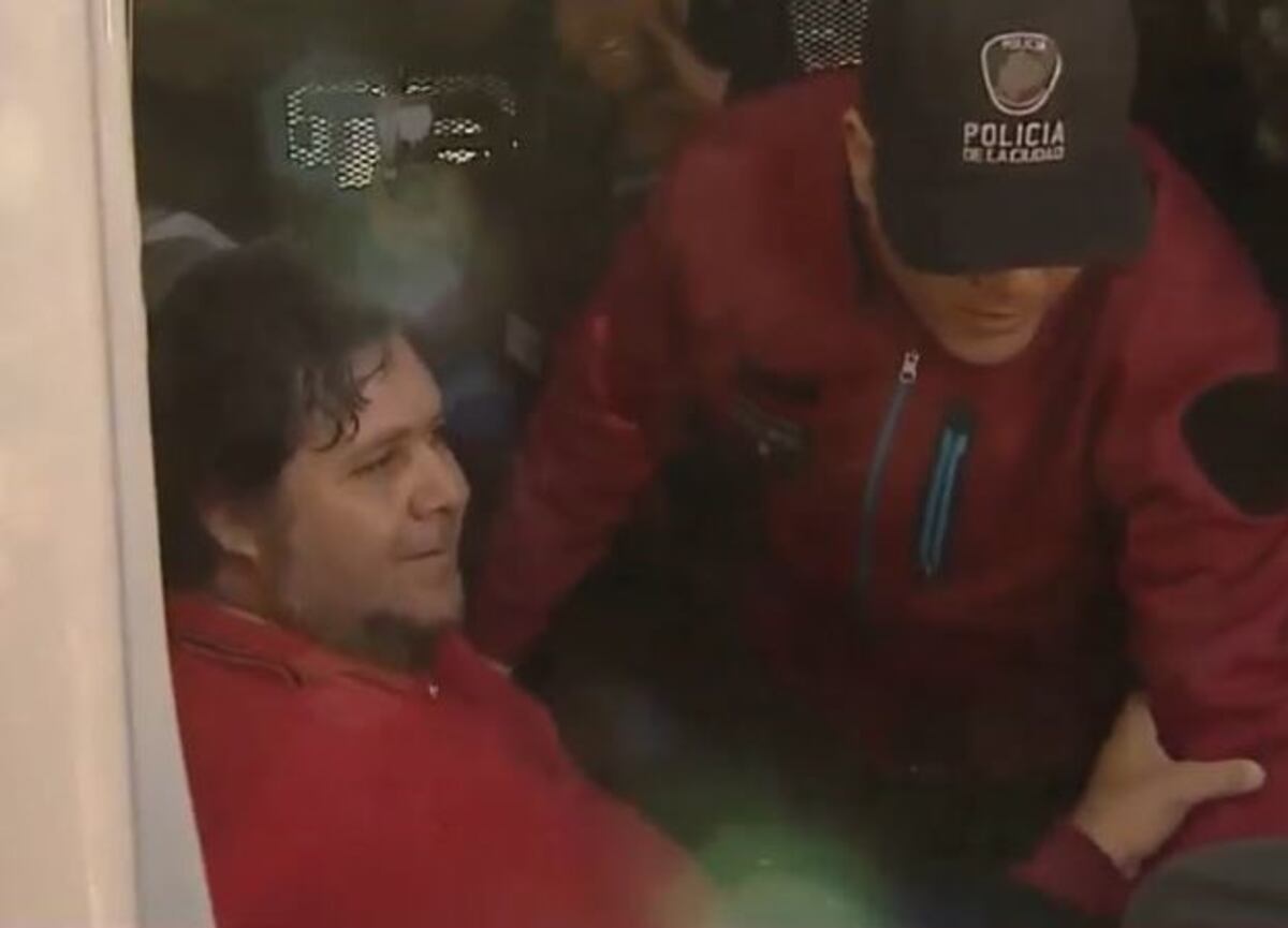 Néstor Segovia detenido